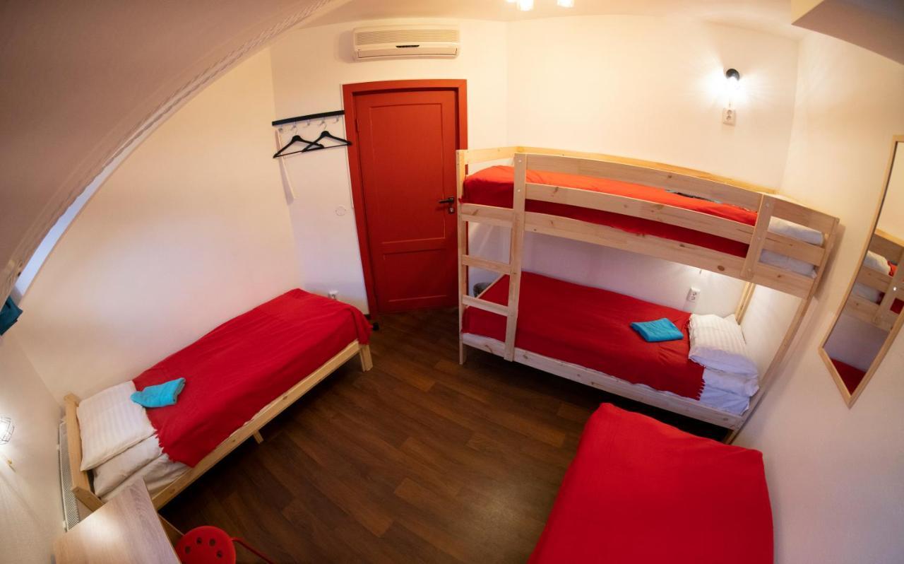 Attic Hostel Saint-Petersburg Szentpétervár Kültér fotó